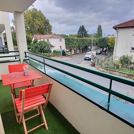 Appartement Pres Gare, Parking 威戈纽克索塞尼 外观 照片